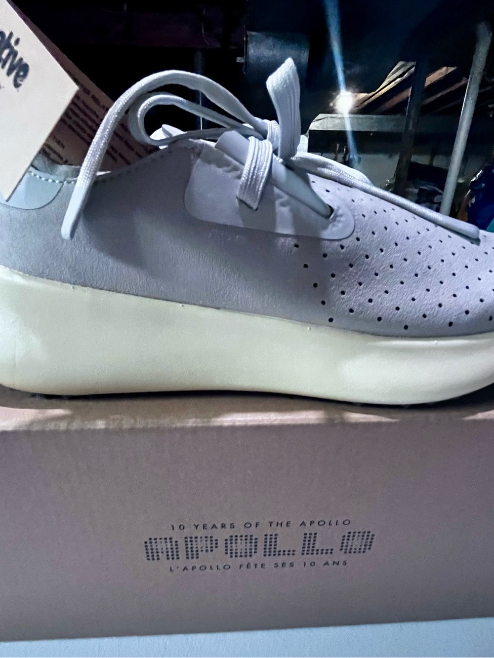 Native Apollo 10 Ghost Grey with Tapioca Off White Accents